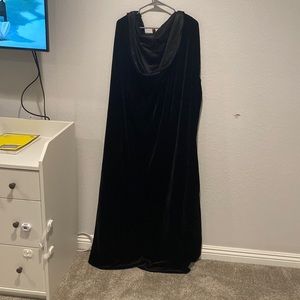 Velvet witch or wizard cape